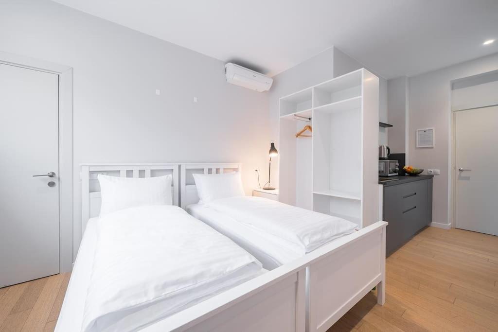 Cozy Twin Studio In The Heart Of Old Town * VNO